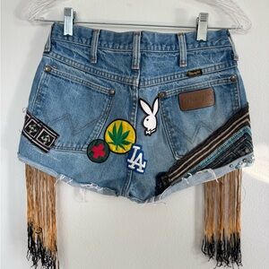 Vintage Wrangler Custom Patch Fringe High Waisted Denim Shorts Festival Y2K Sz 8